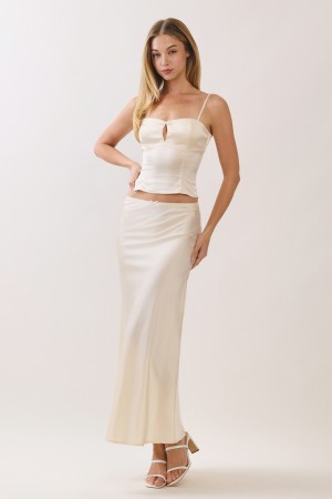 MTB3157<br/>Satin Ribbon Keyhole Top and Skirt Set